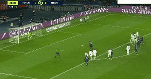 1708907112152040138.gif psg ren 90+7.2.gif